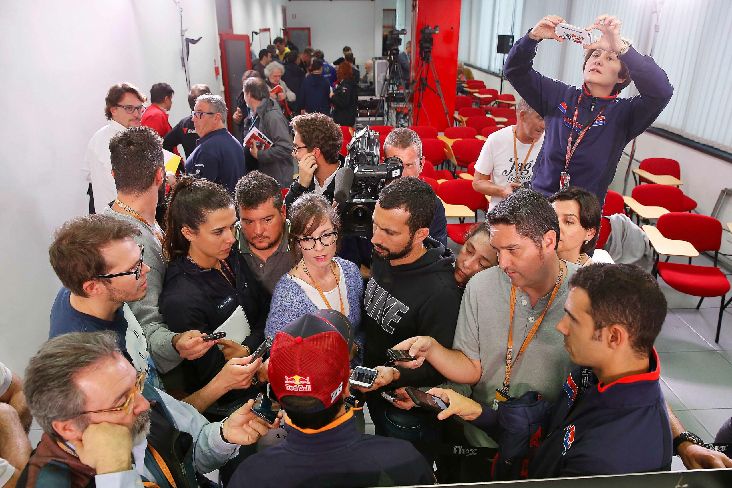 47-dani-pedrosa-reporters-26-repsol-honda-motogp