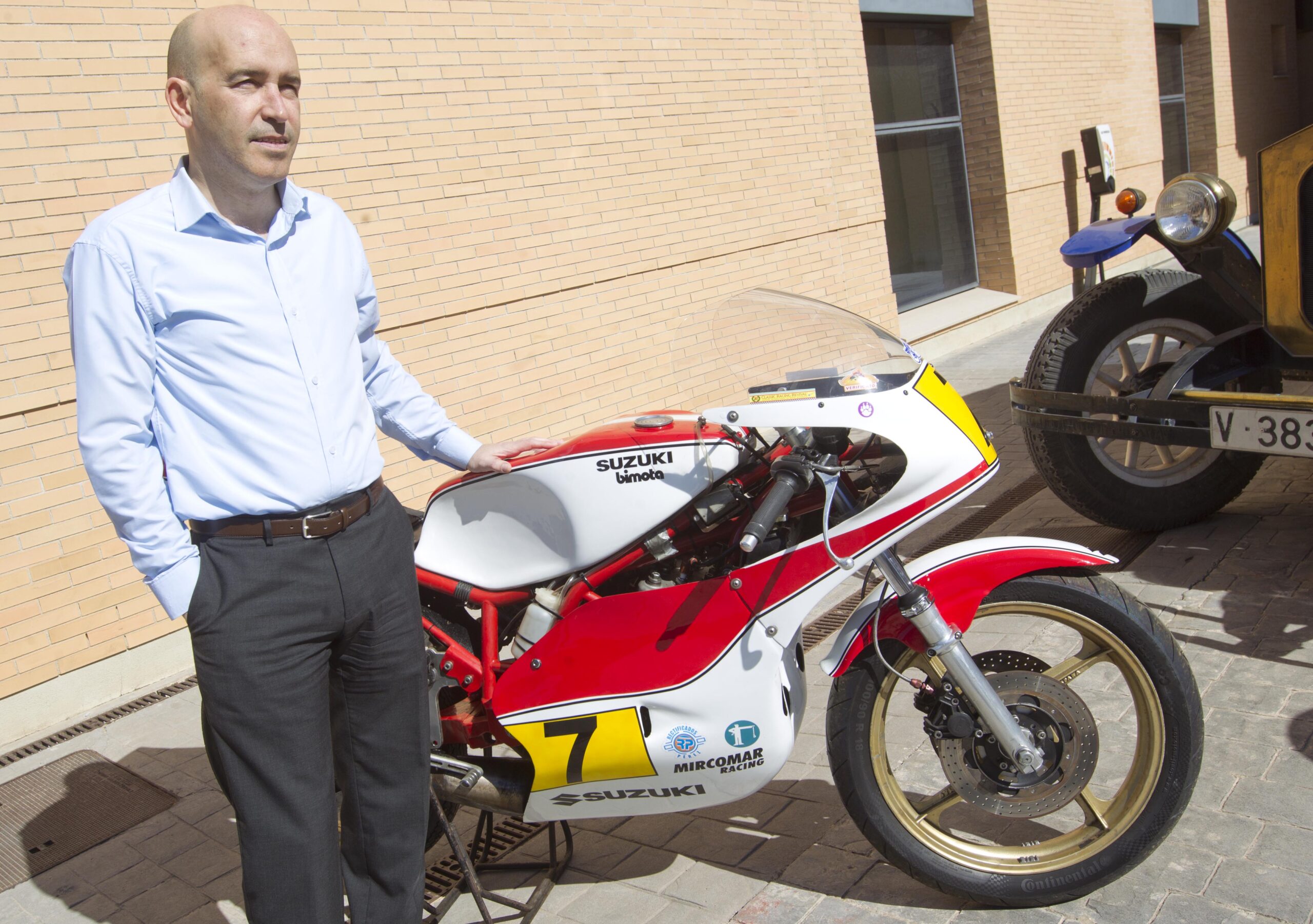 Comunidad Valenciana,  Valencia 3 de Marzo de 2016. Visita del director del circuito de Cheste Gonzalo Gobert y de Champi Herreros para promocionar el Classics &amp; Legends.   Fotografia de: Damián  Torres