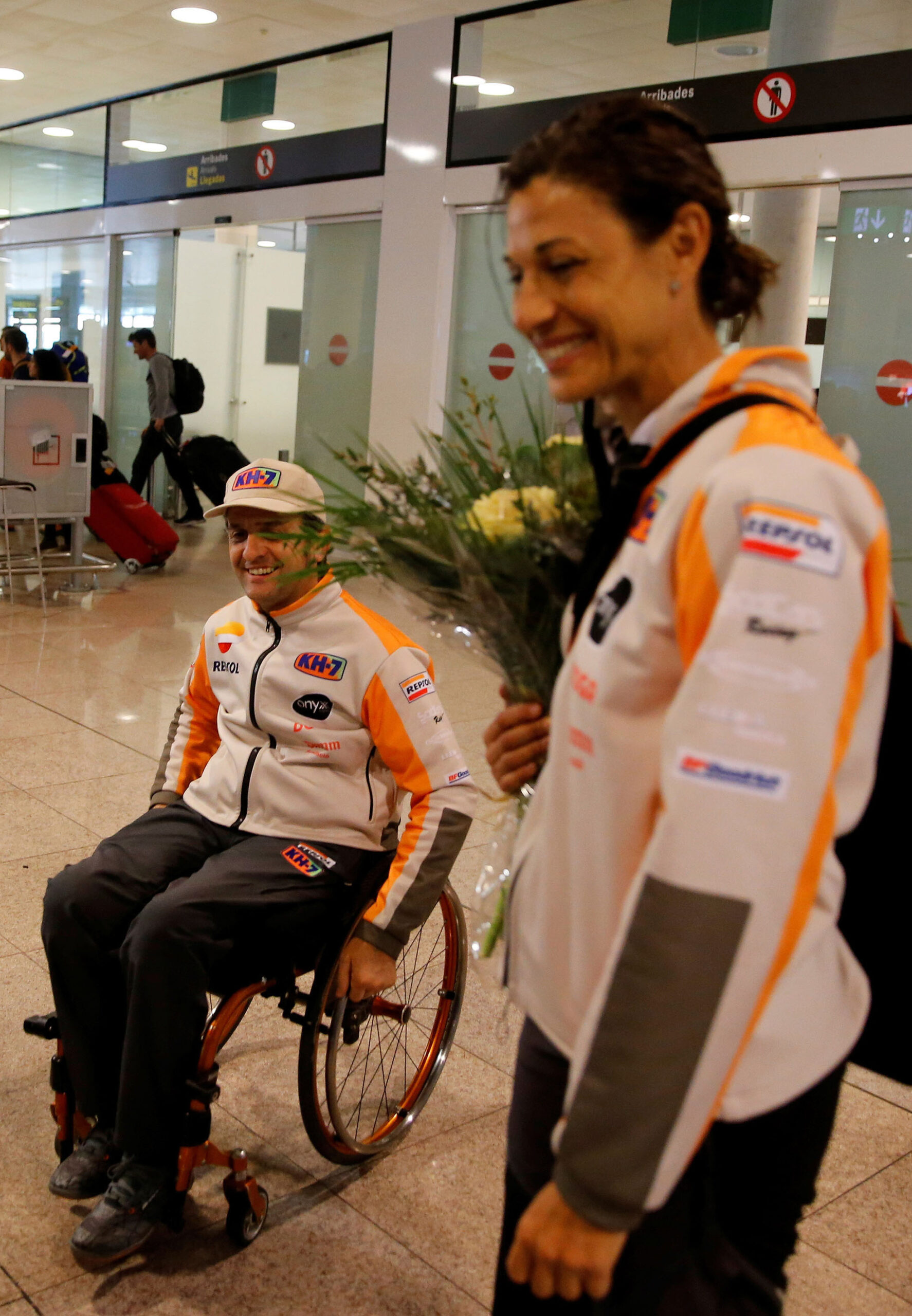 Llegada de los pilotos catalanes participantes en el Dakar 2018.