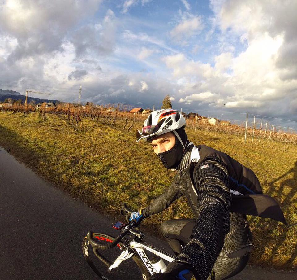 Cuando empecé a ir en moto era muy pequeño, pero ya entonces pensaba que si lo de piloto no cuajaba quería ser ciclista.
