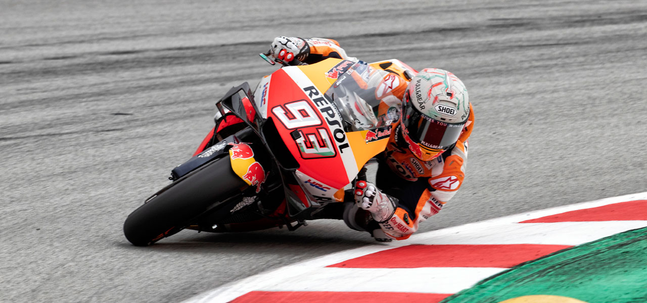 Marc Márquez con casco especial en Catalunya