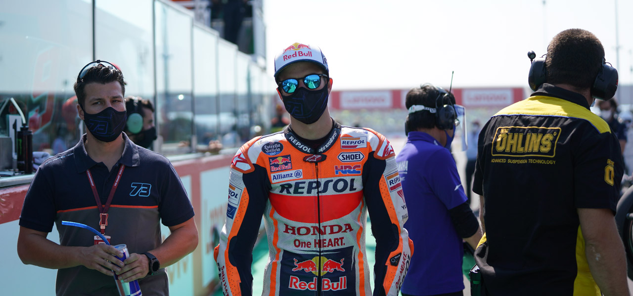 Álex Márquez con mascarilla