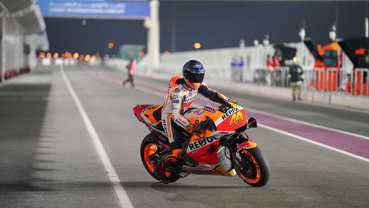 Pol Espargaró saliendo al pitlane en los Test de Catar 2021