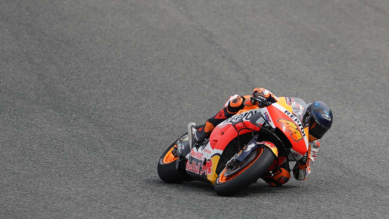 Pol Espargaró rodando en Jerez
