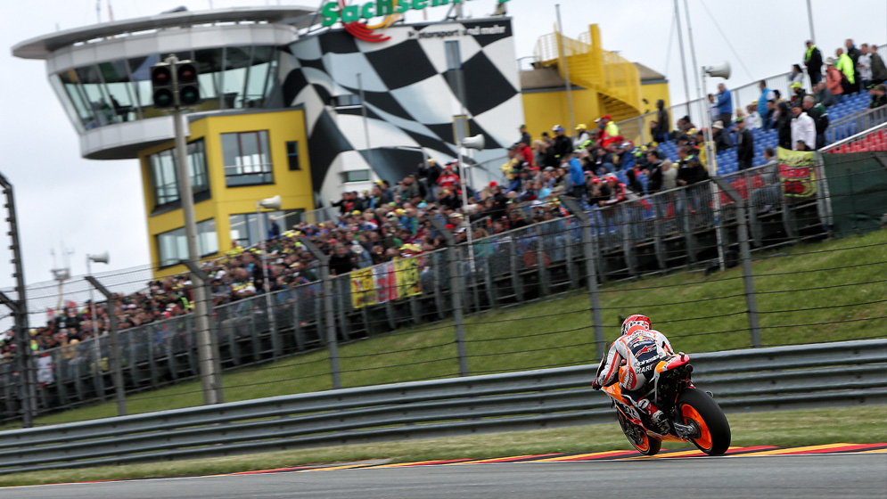 marc rodando sobre el piano de sachsenring