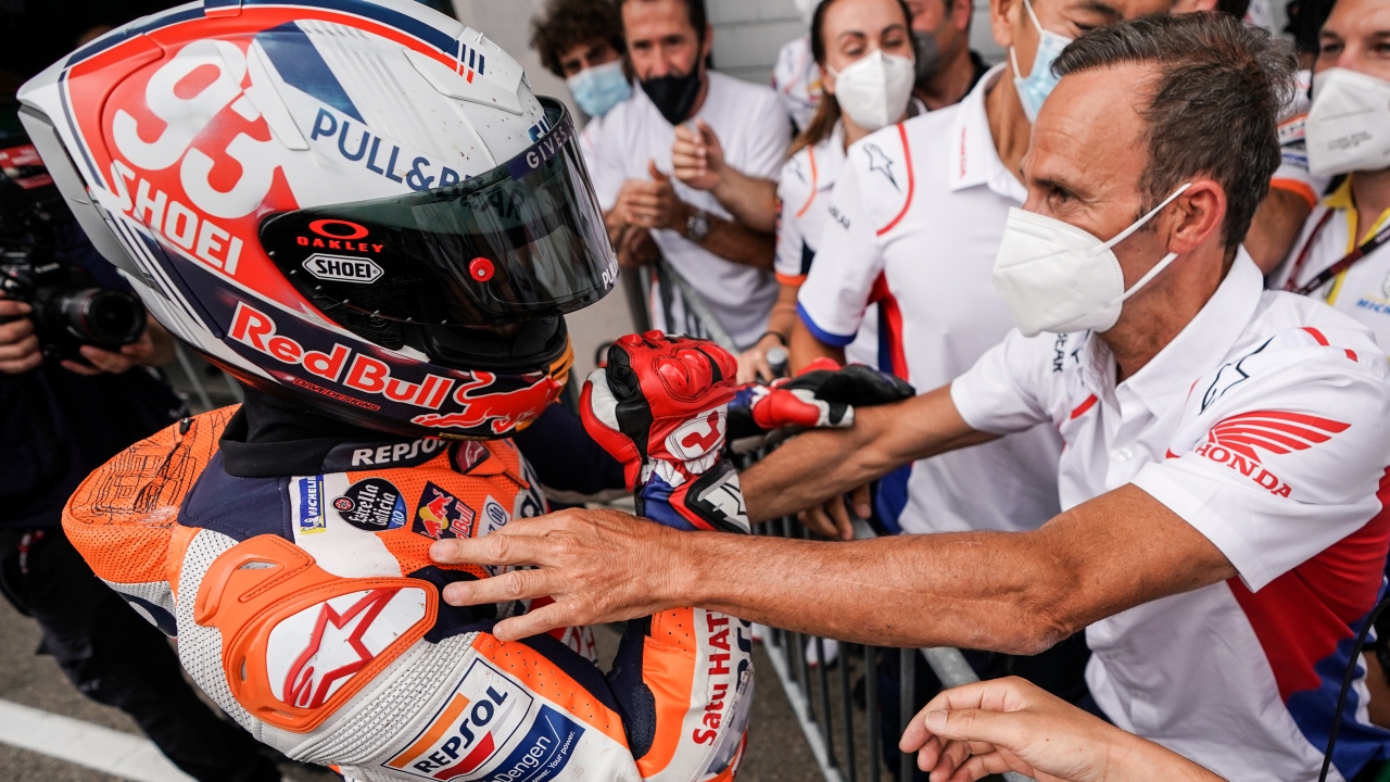 Alberto_Puig_Marc_Márquez