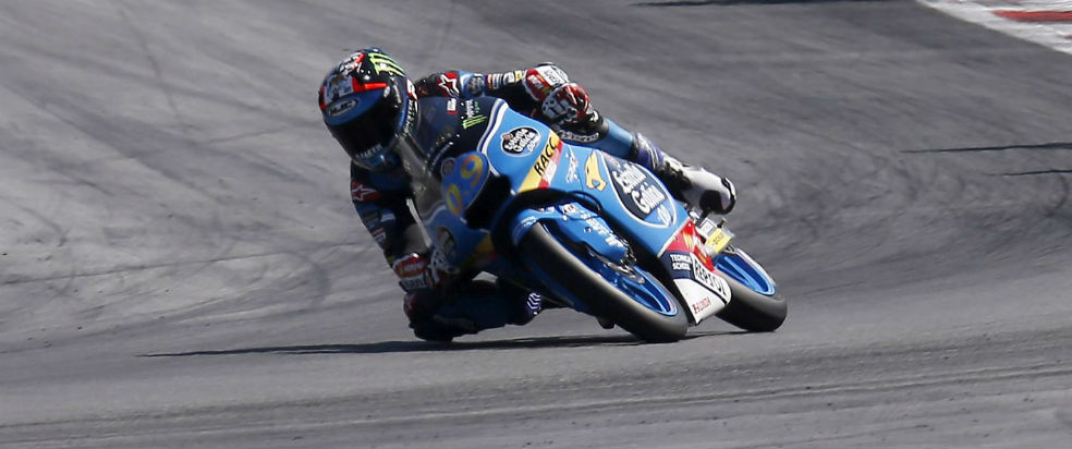 Jorge Navarro riding in his Moto3