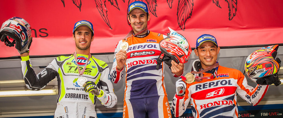 Toni Bou and Takahisa Fujinami on the podium