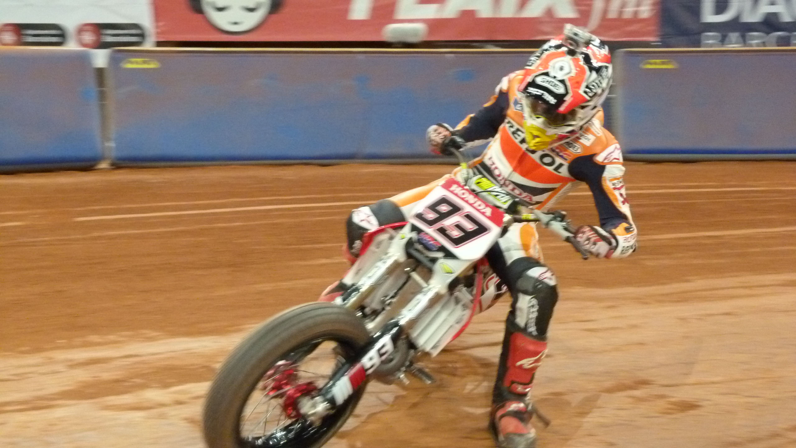 53-marc-marquez-dirt-track