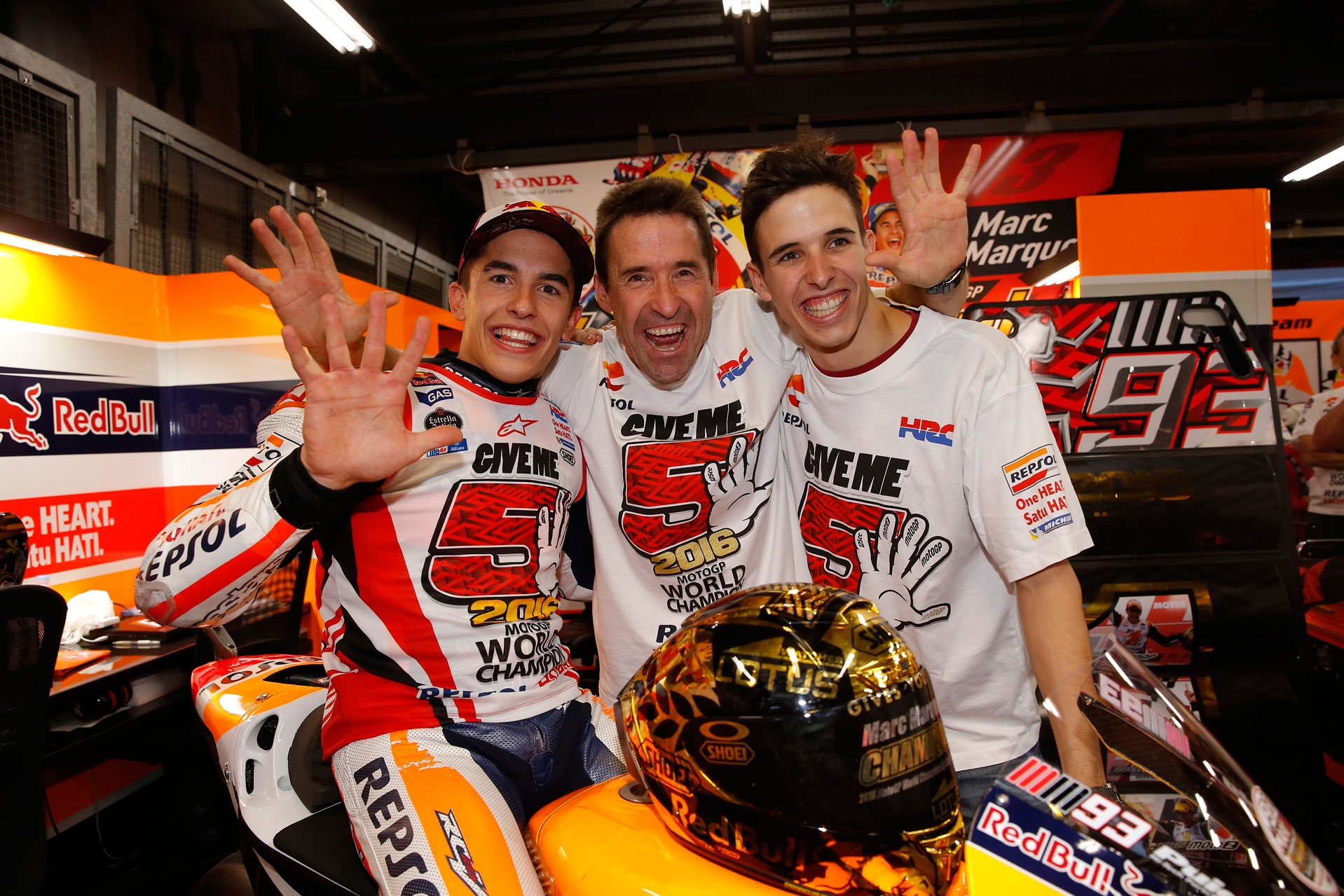 11-marc-marquez-alex-marquez-repsol-honda-giveme5