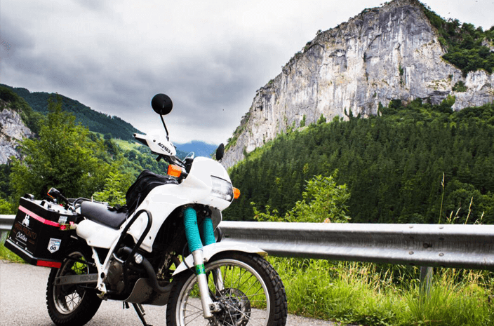 Guadalupe Araoz en la carretera.