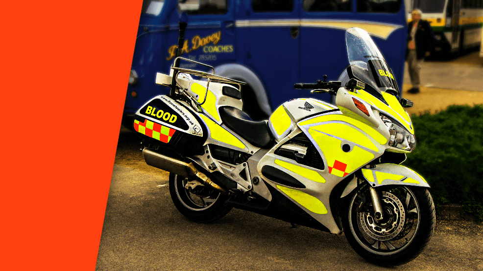 Moto amarillo fosforita