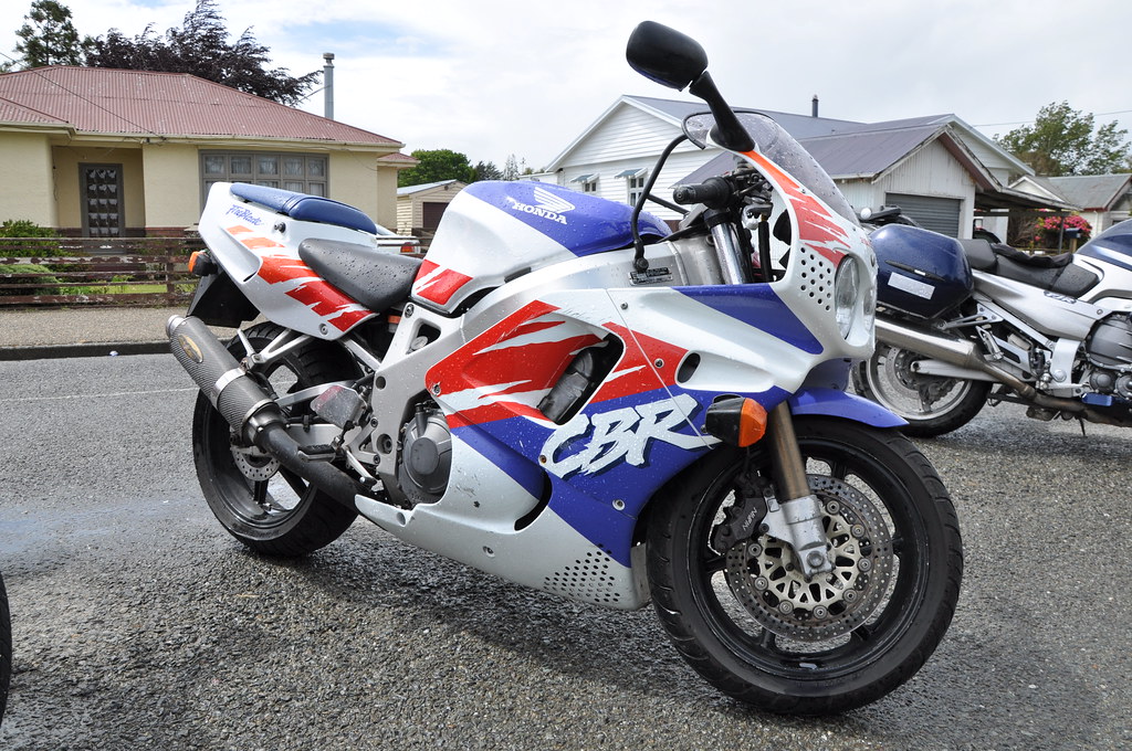 1992 Honda CBR 900RR Fireblade