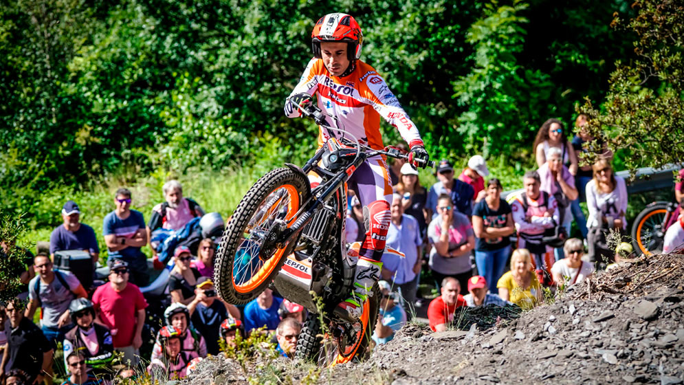 Toni Bou en una prueba outdoor de Trial