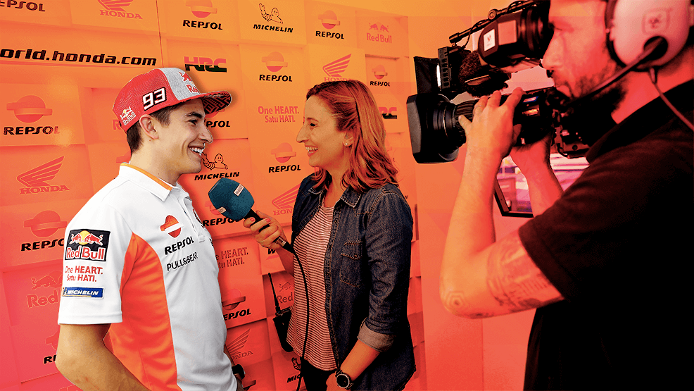 Montaje naranja con Marc Márquez