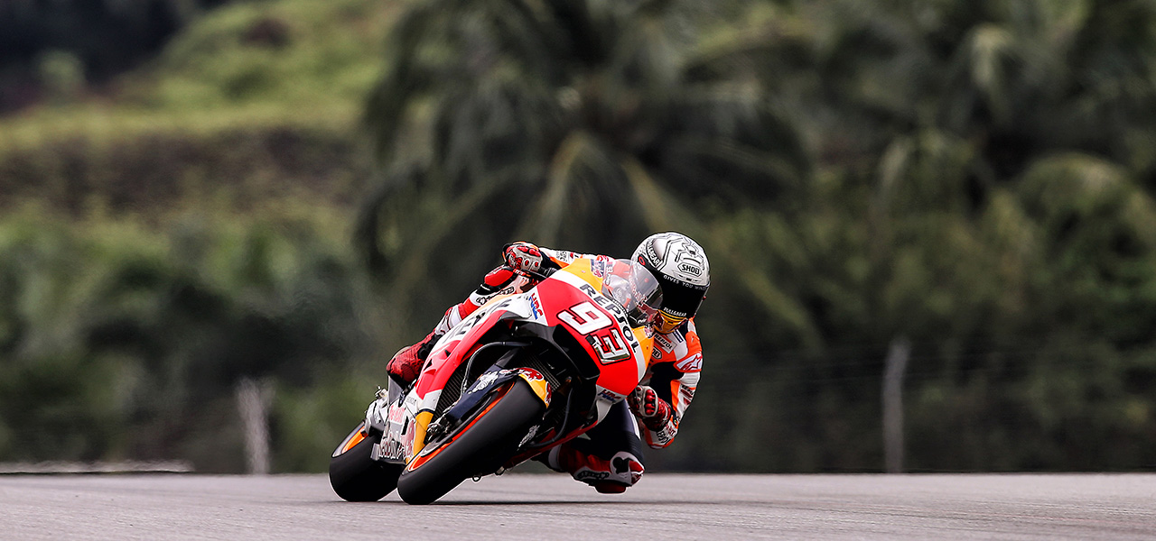 Marc Márquez sobre la RC213V durante entrenamientos