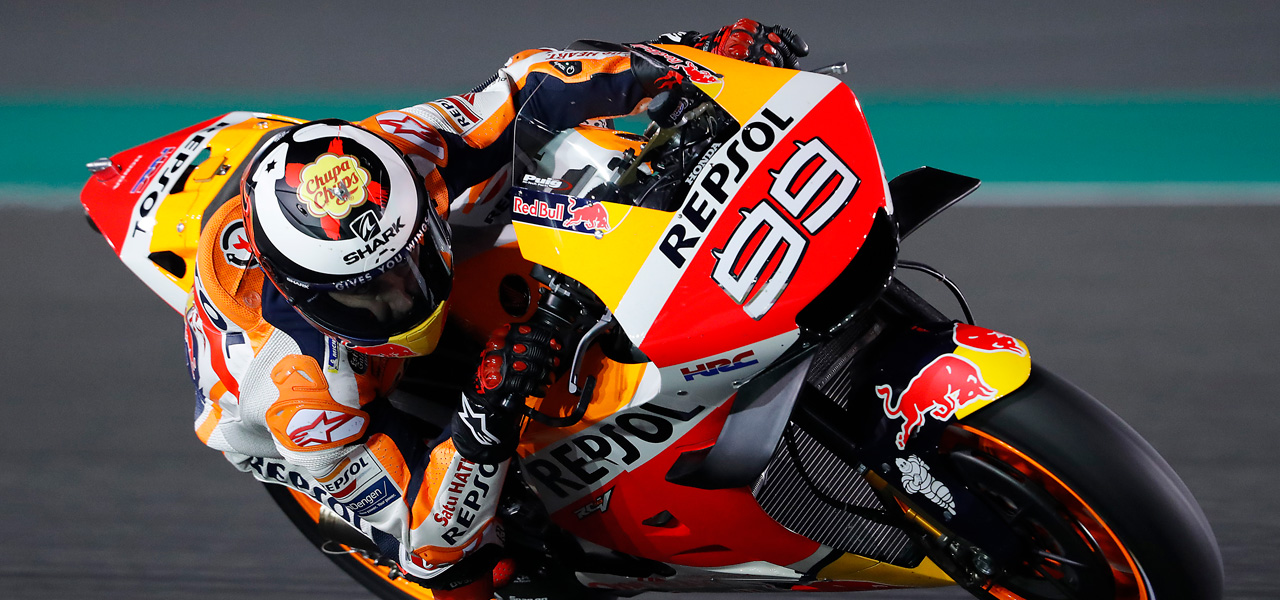 Jorge Lorenzo tomando una curva en la honda