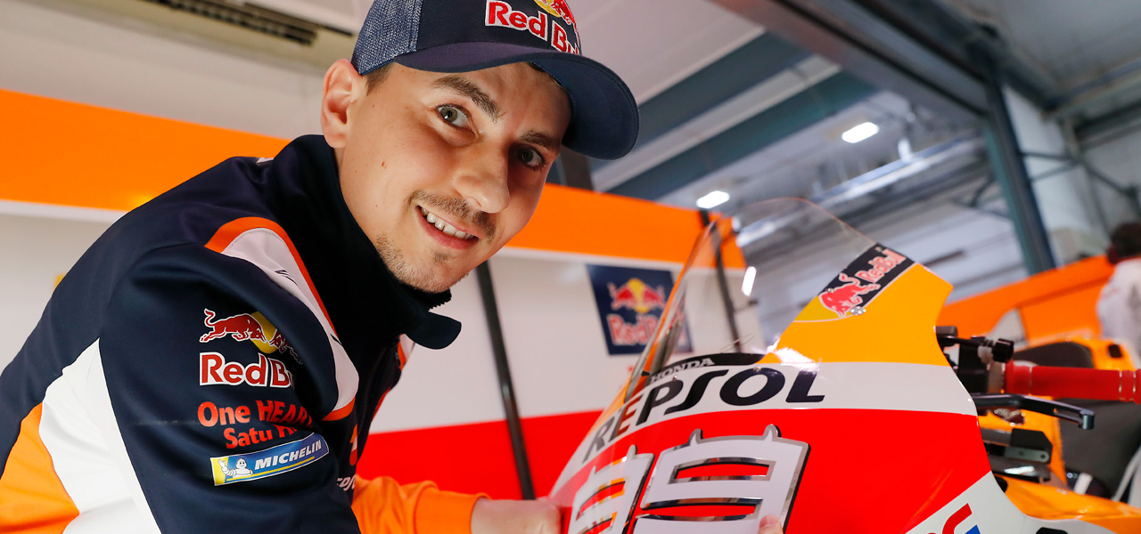 Jorge Lorenzo con su honda 99