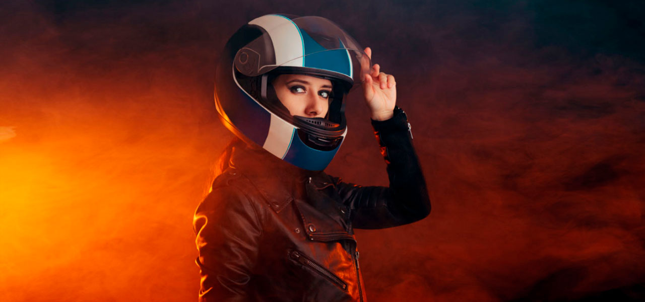 mujeres-sobre-dos-ruedas