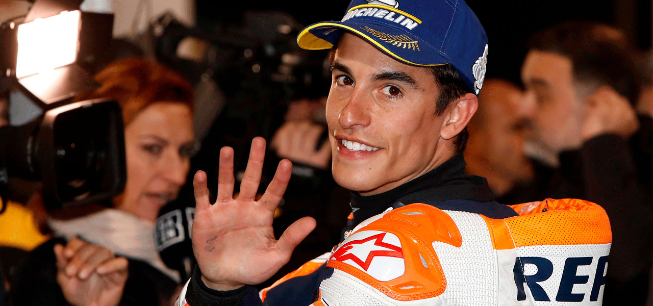 Marc Márquez saludando