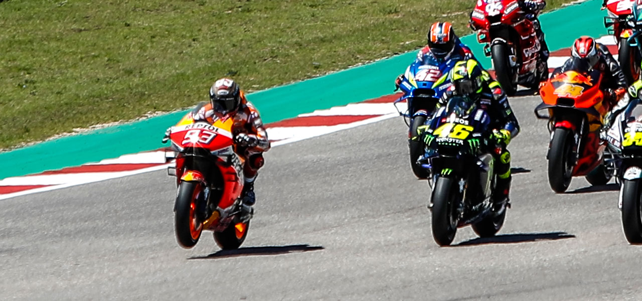 Pilotos de MotoGP en salida