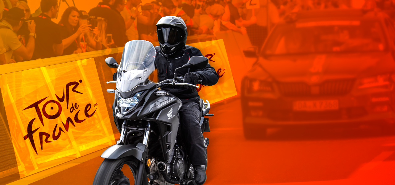 moto_haciendo_el_recorrido_del_tour_de_francia