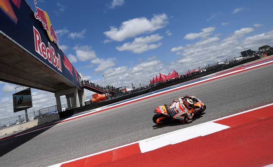 Jorge_lorenzo_en_la_warm_up_lap_en_Austin