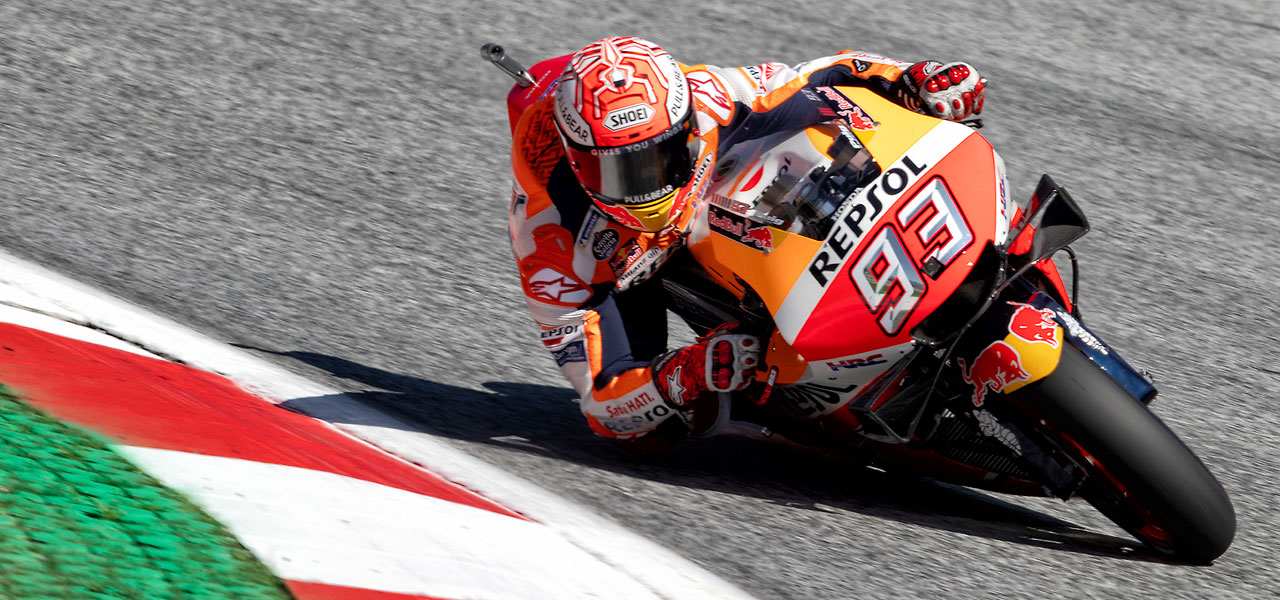 Marc Márquez en curva pronunciada