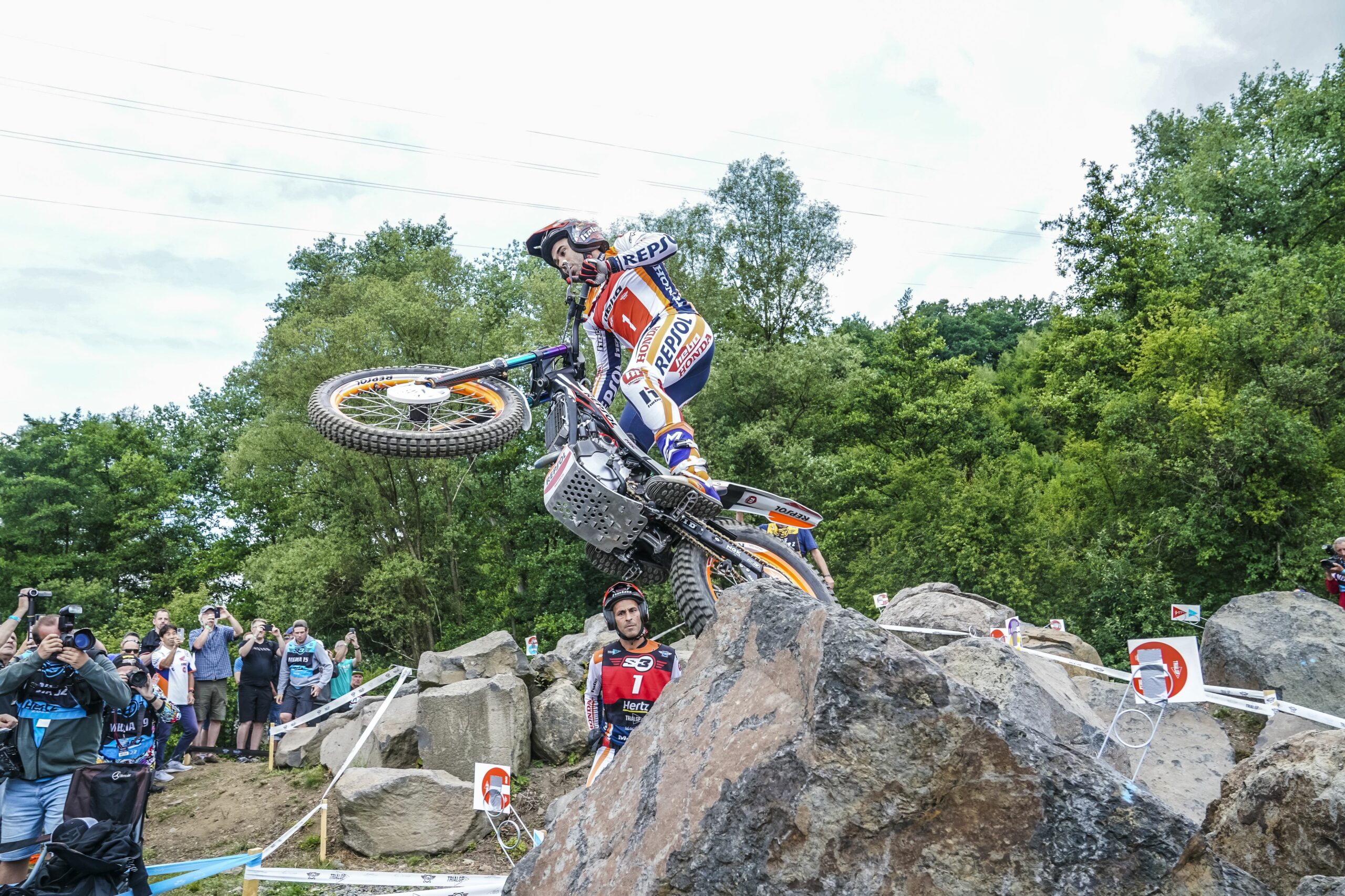 rht22_trialgp_r5_bou_05627_ps