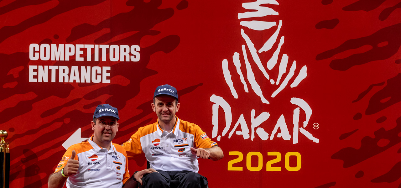 Isidre Esteve y Txema Villalobos en el primer Dakar asiático