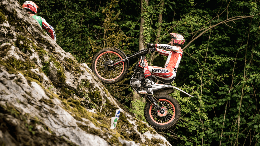 Moto de trial en acción