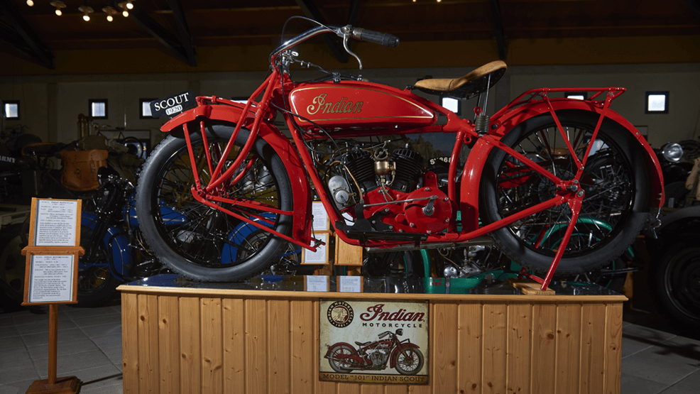 Ricardo Fracés el abuelo de las 35 motos