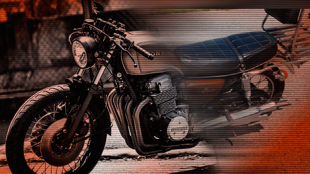 Honda de cuatro cilindros